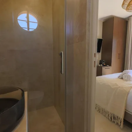Hotel Lou